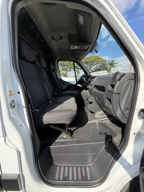 RENAULT Master 2.3 16V 3P DCI DIESEL FURG�O L2H2, Foto 12
