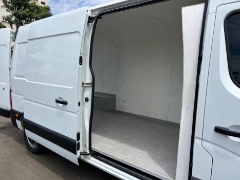 RENAULT Master 2.3 16V 3P DCI DIESEL FURGÃO L3H2, Foto 10
