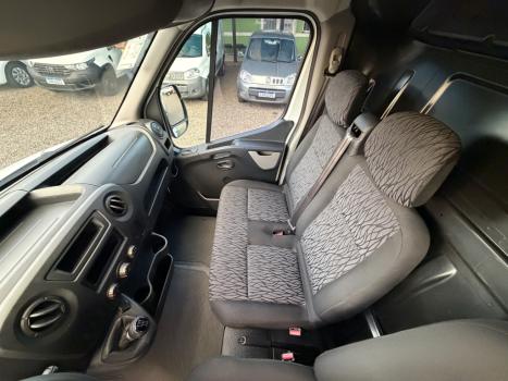 RENAULT Master 2.3 16V 3P DCI DIESEL FURGÃO L3H2, Foto 11
