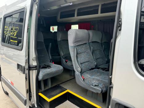 RENAULT Master 2.5 16V 3P DIESEL MINIBUS L3H2 16 LUGARES, Foto 7