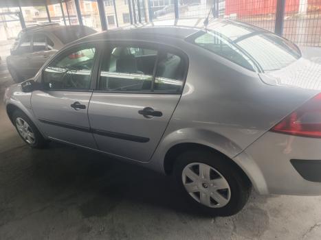 RENAULT Megane Sedan 1.6 16V 4P FLEX EXPRESION, Foto 4 RENAULT Megane Sedan 1.6 16V 4P FLEX EXPRESION, Foto 4