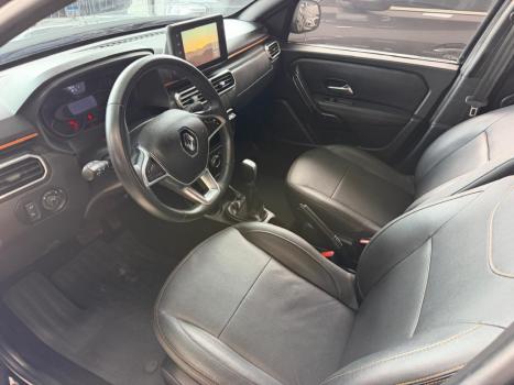 RENAULT Oroch 1.3 16V 4P OUTSIDER TURBO TCe AUTOMÁTICO CVT, Foto 8
