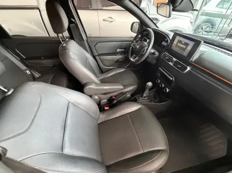 RENAULT Oroch 1.3 16V 4P OUTSIDER TURBO TCe AUTOMÁTICO CVT, Foto 10