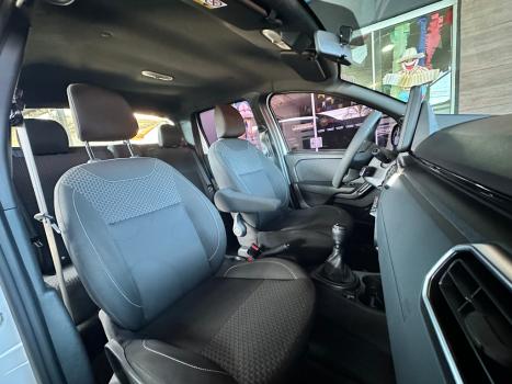 RENAULT Oroch 1.6 16V 4P FLEX INTENSE, Foto 9