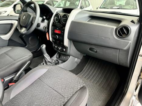 RENAULT Oroch 1.6 16V 4P FLEX SCE EXPRESSION, Foto 8