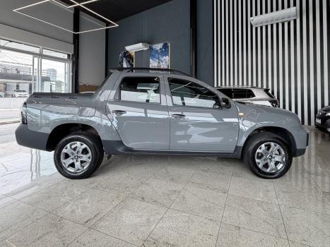 RENAULT Oroch 1.6 16V 4P FLEX INTENSE, Foto 4