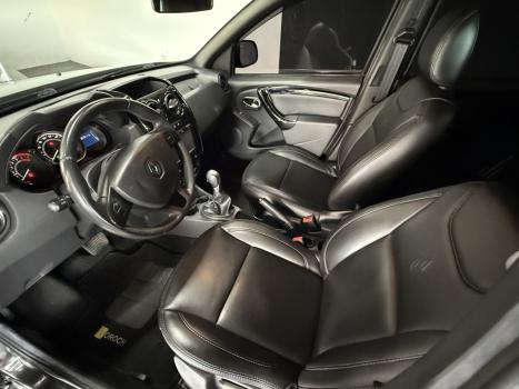 RENAULT Oroch 2.0 16V 4P FLEX DYNAMIQUE AUTOMTICO, Foto 11