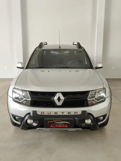RENAULT Oroch 2.0 16V 4P FLEX DYNAMIQUE AUTOM�TICO, Foto 2
