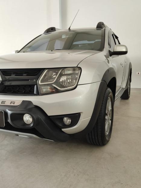 RENAULT Oroch 2.0 16V 4P FLEX DYNAMIQUE AUTOM�TICO, Foto 5