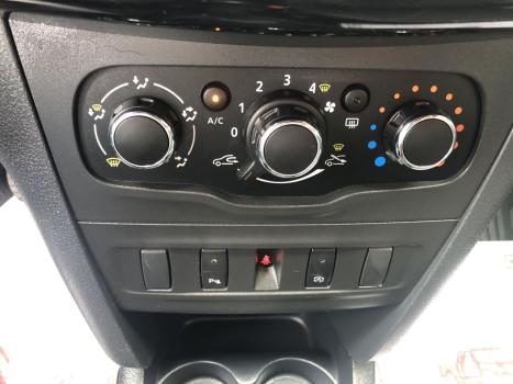 RENAULT Sandero 1.0 12V 4P SCE FLEX S EDITION, Foto 15 RENAULT Sandero 1.0 12V 4P SCE FLEX S EDITION, Foto 15