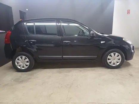 RENAULT Sandero 1.0 16V 4P FLEX EXPRESSION, Foto 8 RENAULT Sandero 1.0 16V 4P FLEX EXPRESSION, Foto 8