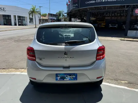 RENAULT Sandero 1.0 4P FLEX AUTHENTIQUE, Foto 4