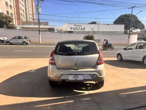 RENAULT Sandero 1.0 4P EXPRESSION, Foto 4