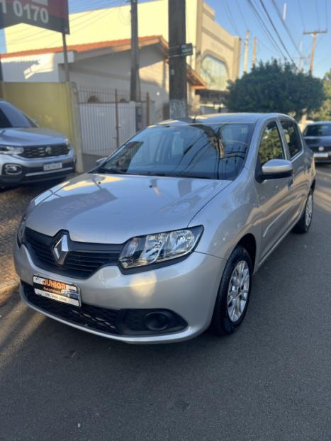 RENAULT Sandero 1.0 16V 4P FLEX AUTHENTIQUE, Foto 2