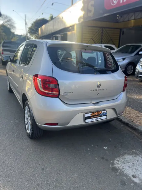 RENAULT Sandero 1.0 16V 4P FLEX AUTHENTIQUE, Foto 6