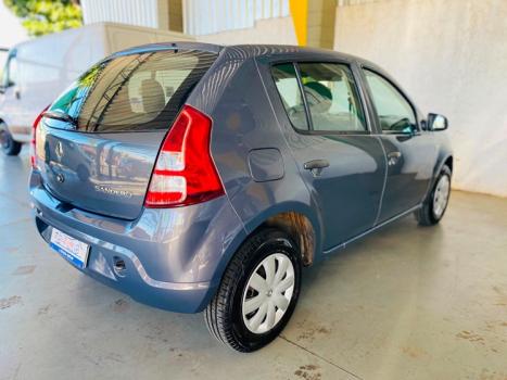 RENAULT Sandero 1.0 16V 4P FLEX AUTHENTIQUE, Foto 10