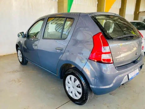 RENAULT Sandero 1.0 4P FLEX AUTHENTIQUE, Foto 7