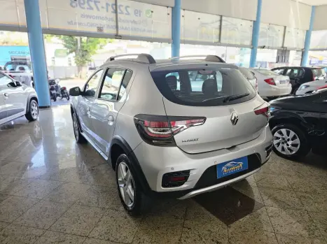 RENAULT Sandero 1.6 16V 4P FLEX SCE STEPWAY ZEN, Foto 4 RENAULT Sandero 1.6 16V 4P FLEX SCE STEPWAY ZEN, Foto 4