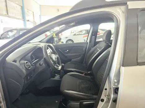 RENAULT Sandero 1.6 16V 4P FLEX SCE STEPWAY ZEN, Foto 13 RENAULT Sandero 1.6 16V 4P FLEX SCE STEPWAY ZEN, Foto 13