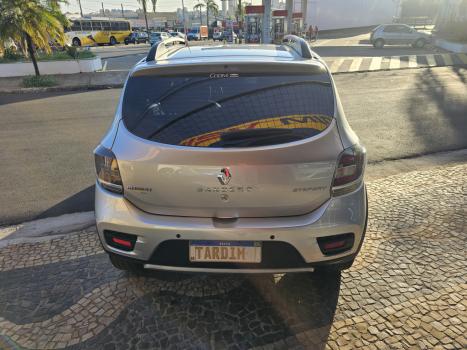 RENAULT Sandero 1.6 4P FLEX STEPWAY, Foto 7 RENAULT Sandero 1.6 4P FLEX STEPWAY, Foto 7