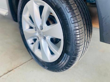 RENAULT Sandero 1.6 4P FLEX STEPWAY, Foto 14