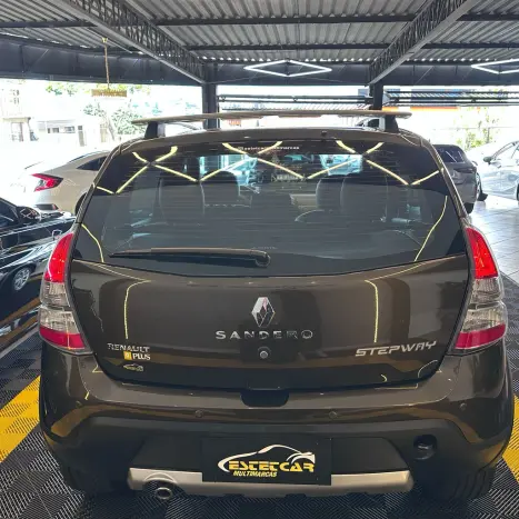 RENAULT Sandero 1.6 16V 4P FLEX STEPWAY AUTOM�TICO, Foto 6