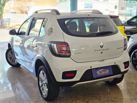 RENAULT Sandero 1.6 4P FLEX STEPWAY EASY-R AUTOMATIZADO, Foto 4