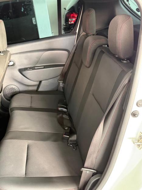 RENAULT Sandero 1.6 4P FLEX STEPWAY RIP CURL, Foto 6