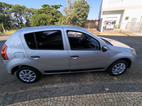 RENAULT Sandero 1.6 4P FLEX EXPRESSION, Foto 2