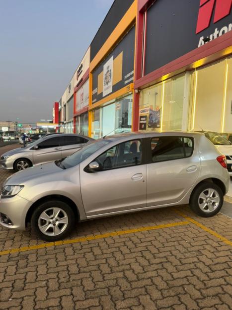 RENAULT Sandero 1.6 4P FLEX AUTHENTIQUE, Foto 1