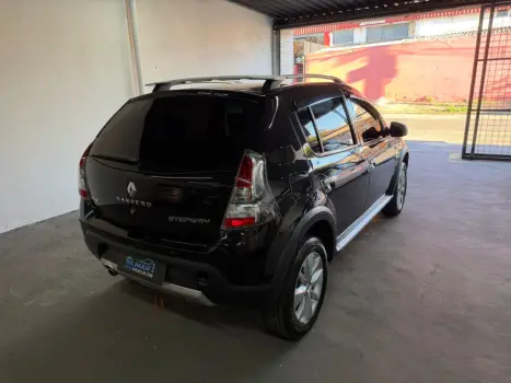 RENAULT Sandero 1.6 4P FLEX STEPWAY, Foto 6