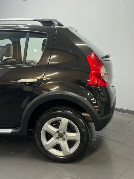 RENAULT Sandero 1.6 16V 4P FLEX STEPWAY, Foto 13