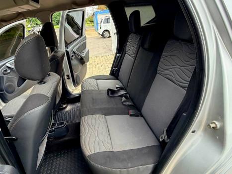 RENAULT Sandero 1.6 16V 4P SCE FLEX STEPWAY ICONIC X-TRONIC AUTOM�TICO CVT, Foto 20