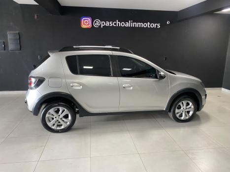 RENAULT Sandero 1.6 16V 4P FLEX STEPWAY, Foto 6