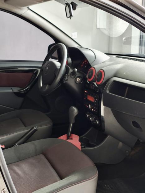 RENAULT Sandero 1.6 16V 4P FLEX STEPWAY AUTOM�TICO, Foto 6