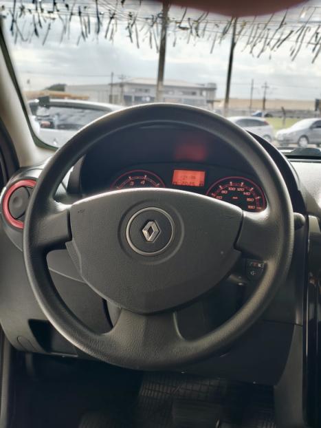 RENAULT Sandero 1.6 16V 4P FLEX STEPWAY AUTOM�TICO, Foto 8