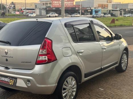 RENAULT Sandero 1.6 4P FLEX PRIVIL�GE AUTOM�TICO, Foto 16