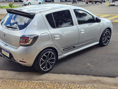 RENAULT Sandero 2.0 16V 4P RS FLEX, Foto 6