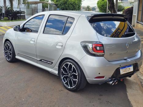 RENAULT Sandero 2.0 16V 4P RS FLEX, Foto 7