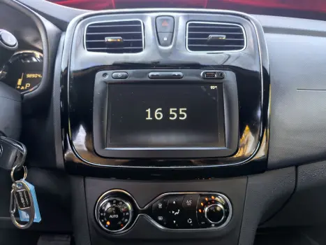 RENAULT Sandero , Foto 16