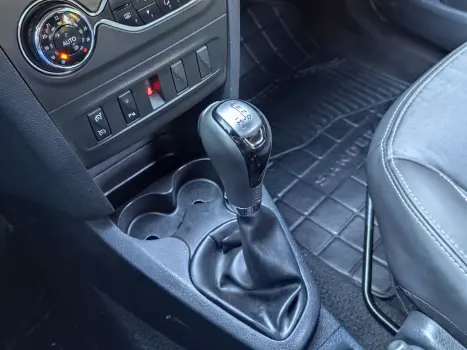 RENAULT Sandero , Foto 17