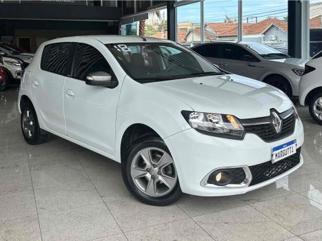RENAULT Sandero , Foto 3