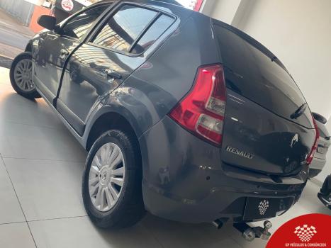 RENAULT Sandero , Foto 4