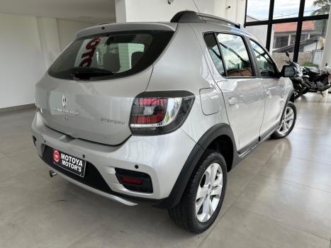 RENAULT Stepway 1.6 16V 4P FLEX ZEN, Foto 4