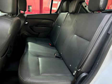 RENAULT Stepway 1.6 16V 4P FLEX ICONIC X-TONIC AUTOM�TICO CVT, Foto 8