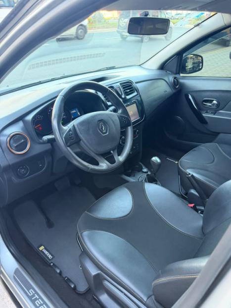 RENAULT Stepway 1.6 16V 4P FLEX INTENSE X-TONIC AUTOM�TICO CVT, Foto 5