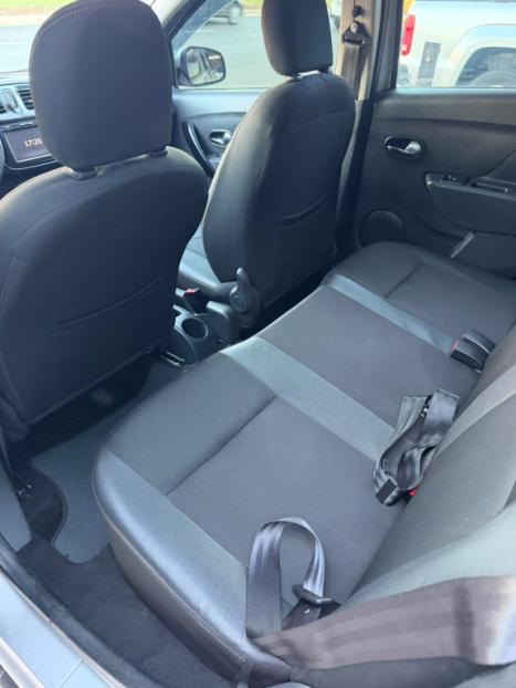 RENAULT Stepway 1.6 16V 4P FLEX INTENSE X-TONIC AUTOM�TICO CVT, Foto 8