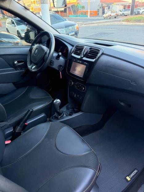 RENAULT Stepway 1.6 16V 4P FLEX INTENSE X-TONIC AUTOM�TICO CVT, Foto 10