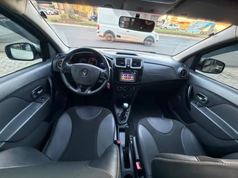 RENAULT Stepway 1.6 16V 4P FLEX INTENSE X-TONIC AUTOM�TICO CVT, Foto 11