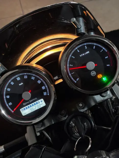 ROYAL ENFIELD Interceptor 650 , Foto 15